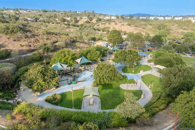 2362 Altisma Way, Carlsbad CA: https://media.crmls.org/mediaz/c10ce294-3f90-4592-830a-547056d934c6.jpg