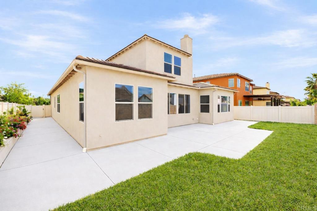 571 Trovita Court - photo 3