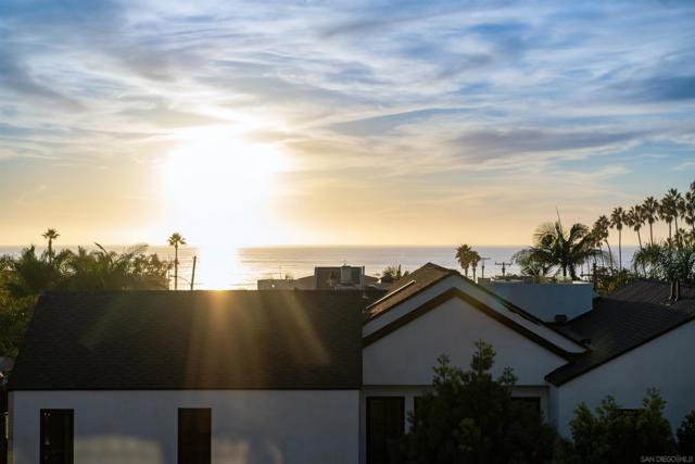 462 Westbourne Street, La Jolla CA: https://media.crmls.org/mediaz/c10dbfc7-0fb6-447b-b82a-92f4c9abd039.jpg