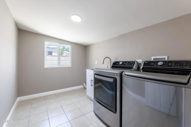 Detail Gallery Image 21 of 25 For 8032 Burnet Ave, Panorama City,  CA 91402 - 4 Beds | 2 Baths
