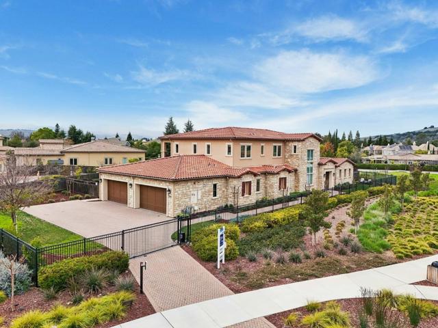 18735 Corte Paterna, Morgan Hill CA: https://media.crmls.org/mediaz/c11120fb-0810-43be-a246-4fa696b8b6dd.jpg