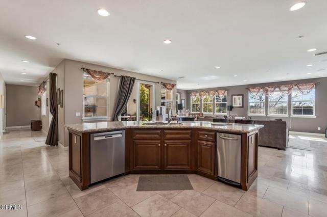 Detail Gallery Image 10 of 55 For 3447 Sentinel Ct, Simi Valley,  CA 93065 - 5 Beds | 4/1 Baths