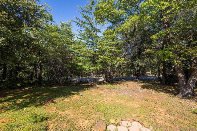 3131 Pera Alta Dr, Julian CA: https://media.crmls.org/mediaz/c1120f45-d316-451b-a477-6e4ffeadf4db.jpg