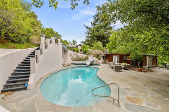 16460 Wood Acres Road, Los Gatos CA: https://media.crmls.org/mediaz/c11213a0-9b33-465a-a769-d9701e16aa50.jpg