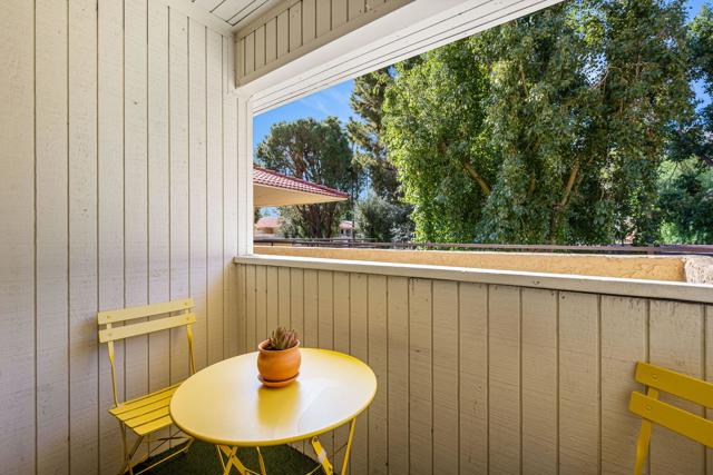 2812 N Auburn Court #207, Palm Springs, CA 92262