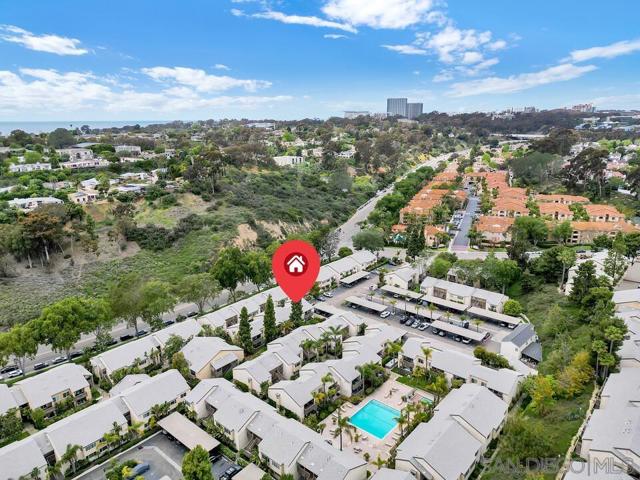Image 29 of 37 For 8515 Villa La Jolla Drive  C