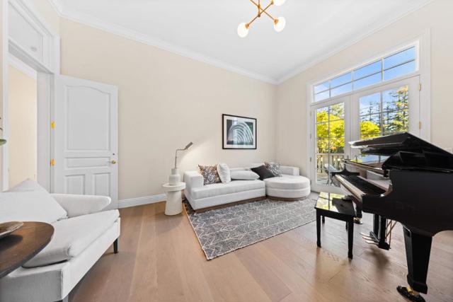 291 Atherton Avenue, Atherton CA: https://media.crmls.org/mediaz/c115b1c4-3bec-4998-a603-091a7851ca70.jpg