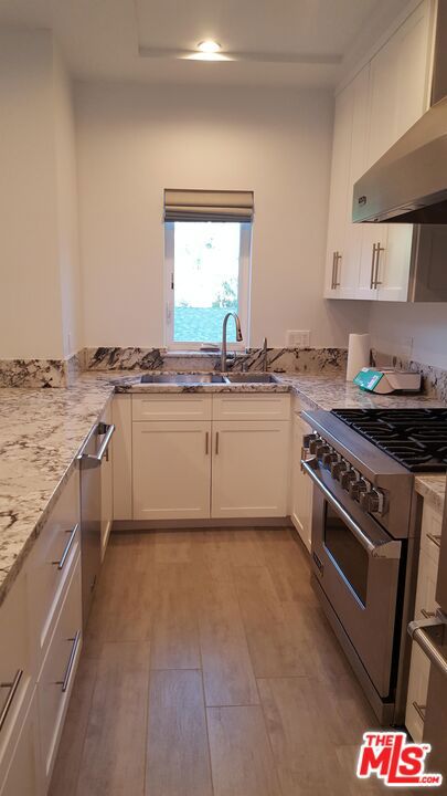 3833 Goodland Avenue photo 50