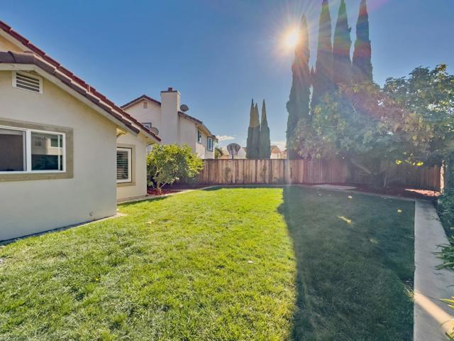 785 Aaron Park Drive, Milpitas CA: https://media.crmls.org/mediaz/c1187d9d-2b9a-44e9-932c-64dd604a478b.jpg