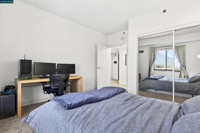 988 Franklin St, Oakland CA: https://media.crmls.org/mediaz/c11936bb-baef-4751-8383-f87d980c3709.jpg