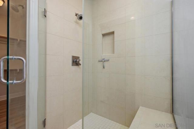 13563 Chamise Vista, San Diego CA: https://media.crmls.org/mediaz/c1193903-502a-452b-a128-de156a2514dd.jpg
