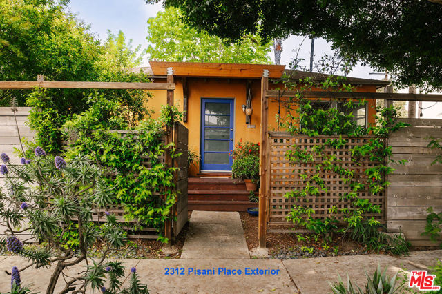 803 Boccaccio, Venice CA: https://media.crmls.org/mediaz/c11947f7-0dd9-468b-9409-cb678ddf3b01.jpg