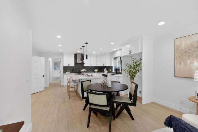 1150 Sevier Avenue, Menlo Park CA: https://media.crmls.org/mediaz/c119529c-180b-4914-b79c-4c5965b71b10.jpg