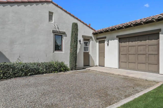 Image 43 of 50 For 80959 Rockberry Court