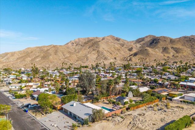 68035 Valley Vista Drive, Cathedral City CA: https://media.crmls.org/mediaz/c119f968-647f-4c69-ac6f-8fcd21c76ab8.jpg
