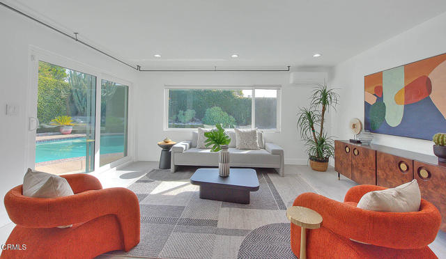 Detail Gallery Image 9 of 21 For 1420 Riviera Dr, Pasadena,  CA 91107 - 3 Beds | 2 Baths