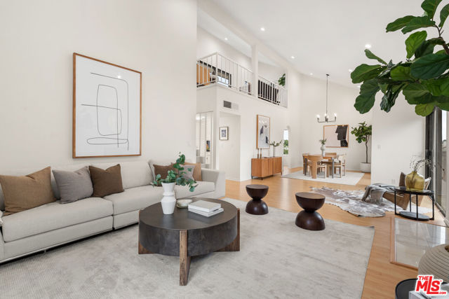 1742 S Bentley Avenue, Los Angeles CA: https://media.crmls.org/mediaz/c11bc71c-2bac-4600-aeed-a670ff5330ef.jpg
