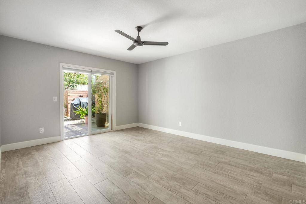 4210 Dawn Ln - photo 16