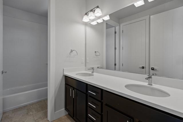 277 Copperleaf Lane, San Juan Bautista CA: https://media.crmls.org/mediaz/c11c8f3f-fa30-427f-b146-cfc7101cc481.jpg