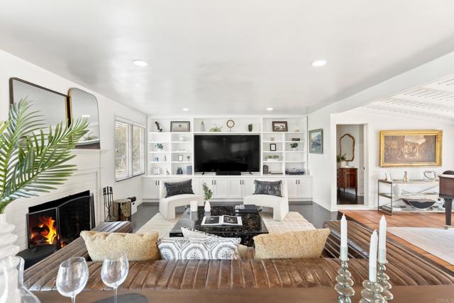 5306 Linea del Cielo, Rancho Santa Fe CA: https://media.crmls.org/mediaz/c11e7f83-921b-41d2-a02d-dbc39215e495.jpg