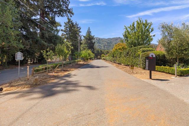 19660 Bainter Way, Los Gatos CA: https://media.crmls.org/mediaz/c11efdf4-11f2-43be-9a8e-48c257e6e70a.jpg