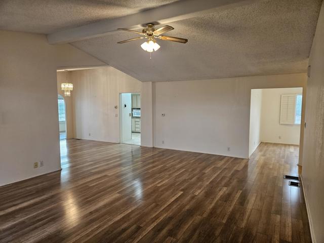 73278 Palm Greens Parkway, Palm Desert CA: https://media.crmls.org/mediaz/c1203aca-8abd-4517-8da1-f44b05c91bc5.jpg