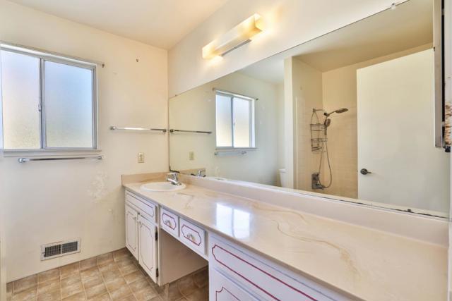 6871 Tunbridge Way, San Jose CA: https://media.crmls.org/mediaz/c120d530-833b-4b3f-91e8-743d3fe75bd4.jpg