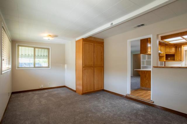 1654 Minnesota Street, Fairfield CA: https://media.crmls.org/mediaz/c12105a1-162e-43f7-bd2e-b4942ce130b7.jpg