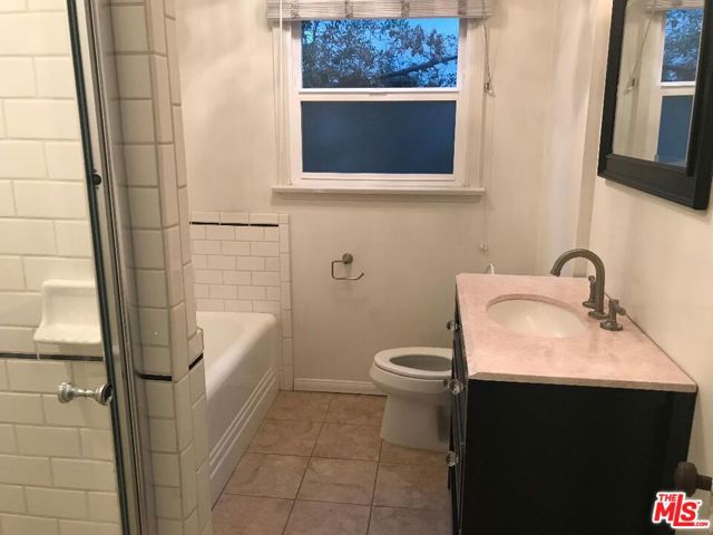 9355 West OLYMPIC Boulevard photo 8