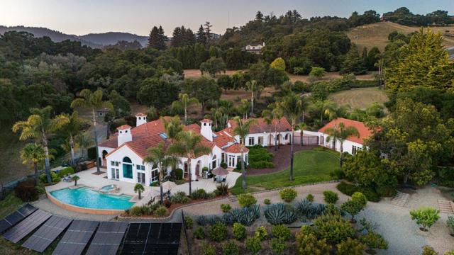 235 Vista Del Pajaro Road, Corralitos CA: https://media.crmls.org/mediaz/c123594d-e755-41b8-96a0-b5abde23a777.jpg