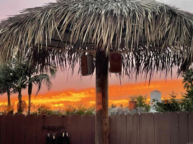 4410 Charger Boulevard, San Diego CA: https://media.crmls.org/mediaz/c123b5da-ef11-4ac2-a6ee-5a0cc7d825ed.jpg