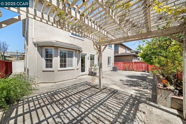 35970 Green Street, Union City CA: https://media.crmls.org/mediaz/c1242822-0f07-4dea-828a-07ac5c5daaa8.jpg