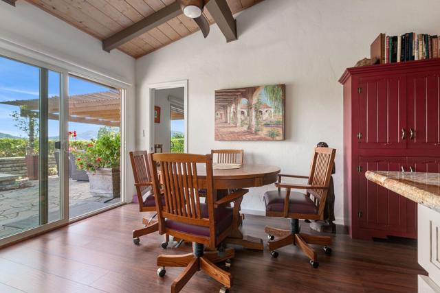 Detail Gallery Image 9 of 42 For 3212 via Almonte, Fallbrook,  CA 92028 - 2 Beds | 2 Baths