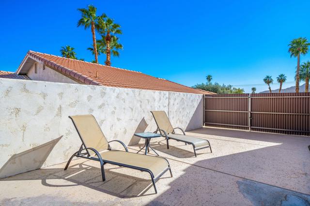 52685 Avenida Ramirez, La Quinta CA: https://media.crmls.org/mediaz/c125f0eb-eb51-408f-b0cd-3e5147bc04e8.jpg