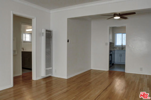 3745 S Victoria Avenue, Los Angeles CA: https://media.crmls.org/mediaz/c1260e5d-7562-45ba-a77f-83dfd9bdde54.jpg
