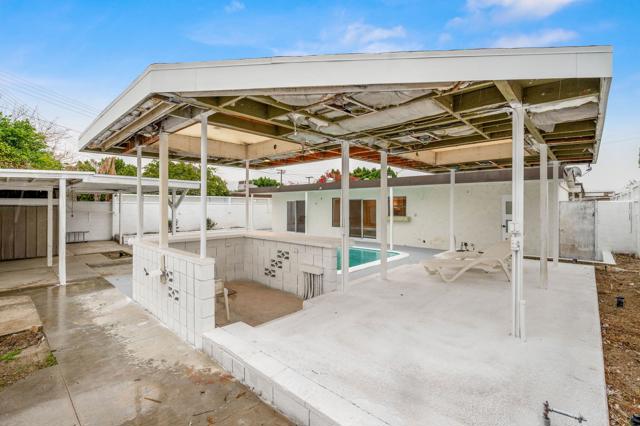 43419 Deglet Noor Street, Indio CA: https://media.crmls.org/mediaz/c12742c7-a1c1-4878-95db-00cbe41fa0c3.jpg