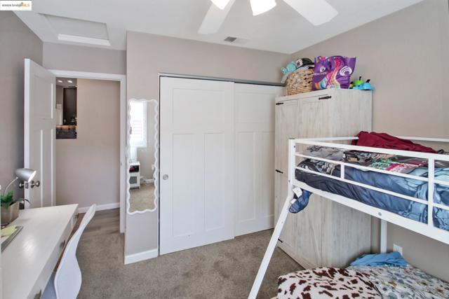 3050 Browning Ct, Brentwood CA: https://media.crmls.org/mediaz/c127c6f1-d135-4420-9dcb-769799307788.jpg