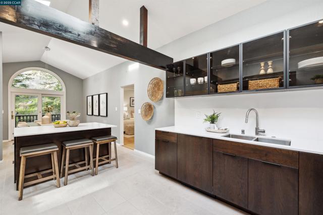 4104 El Nido Ranch Rd, Lafayette CA: https://media.crmls.org/mediaz/c127ec24-f364-467f-916b-7d3c62b28b64.jpg