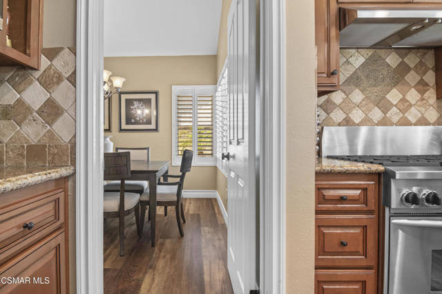 4016 Blairwood Drive, Moorpark CA: https://media.crmls.org/mediaz/c12867df-cfe5-43a0-be38-a7d0cd6ea0ed.jpg