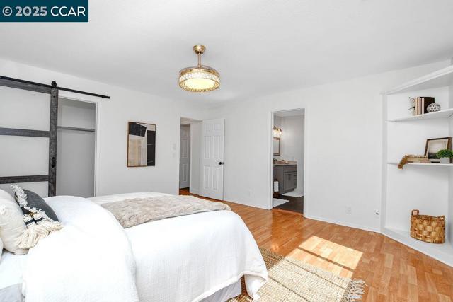4782 Starflower Dr, Martinez CA: https://media.crmls.org/mediaz/c1299bd6-e589-4385-a938-93d76cc63131.jpg