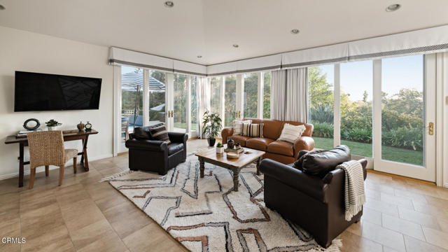 1460 Virginia Road, San Marino CA: https://media.crmls.org/mediaz/c129f9bd-9cb6-4dd8-89f3-581ddb8214a2.jpg