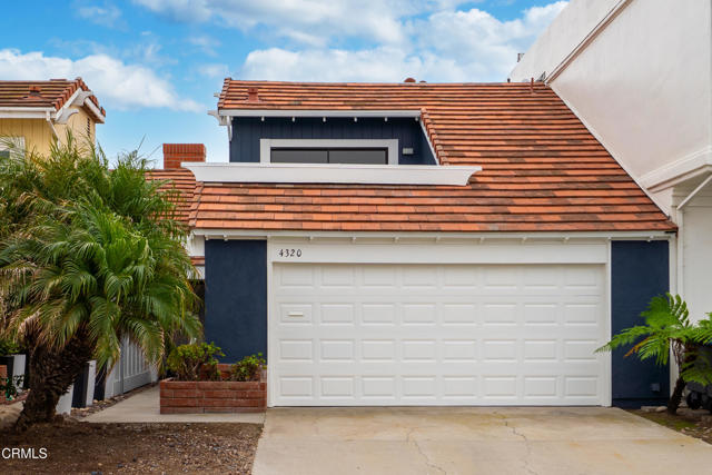 Detail Gallery Image 2 of 31 For 4320 Meridian Ave, Oxnard,  CA 93035 - 3 Beds | 2/1 Baths