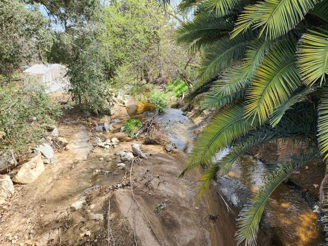 4800 blk 5th Street, Fallbrook CA: https://media.crmls.org/mediaz/c12b1d82-48bf-4d60-ac8f-21bf1cad3abb.jpg