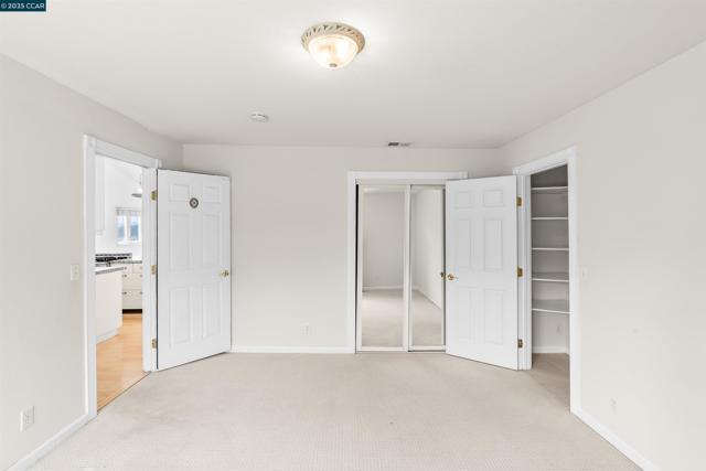 39 Anson Way, Kensington CA: https://media.crmls.org/mediaz/c12c5bc8-9d46-4b40-8765-600a15652cba.jpg