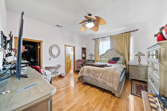 821 S 61St Street, San Diego CA: https://media.crmls.org/mediaz/c12e14ce-a196-4e9e-ad1e-1b8016fff9e2.jpg