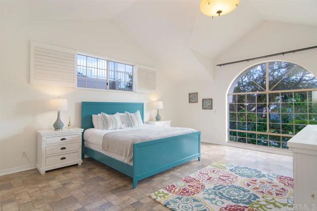 Detail Gallery Image 17 of 25 For 942 D Ave a,  Coronado,  CA 92118 - 3 Beds | 2/1 Baths