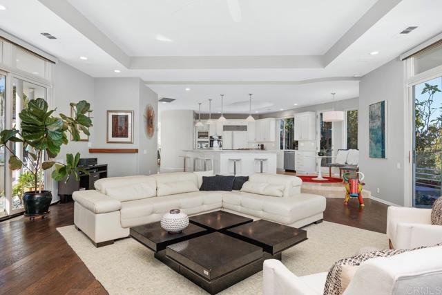 Detail Gallery Image 16 of 42 For 4628 Rancho Reposo, Del Mar,  CA 92014 - 4 Beds | 3/1 Baths