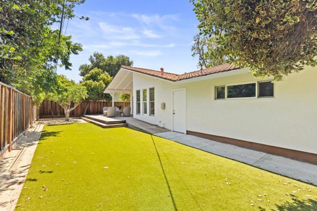 286 Hans Avenue, Mountain View CA: https://media.crmls.org/mediaz/c12f7e5f-ae86-4340-a497-d9d34cb35ce2.jpg