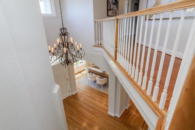 510 Oak Park Way, Redwood City CA: https://media.crmls.org/mediaz/c131e9d2-bd94-4ee7-b062-d3a60de71bcb.jpg