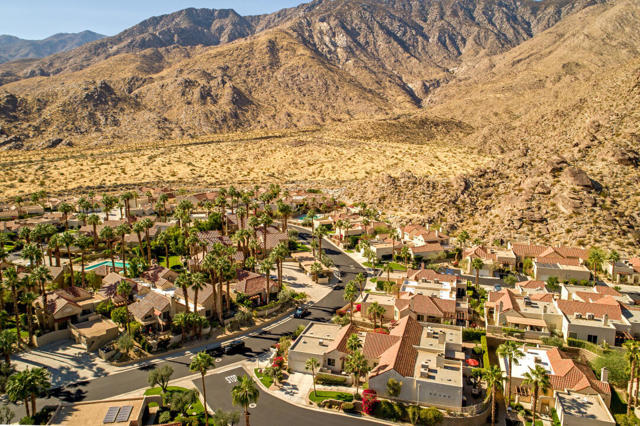 222 Canyon Circle N #5, Palm Springs, CA 92264
